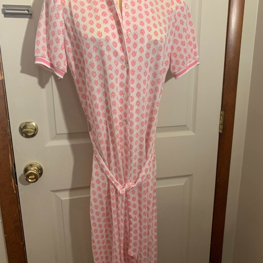 Vintage 1970s Shirt Dress Size Large Pink Fish Pattern Mid Calf Tie Waist - Picture 2 of 8